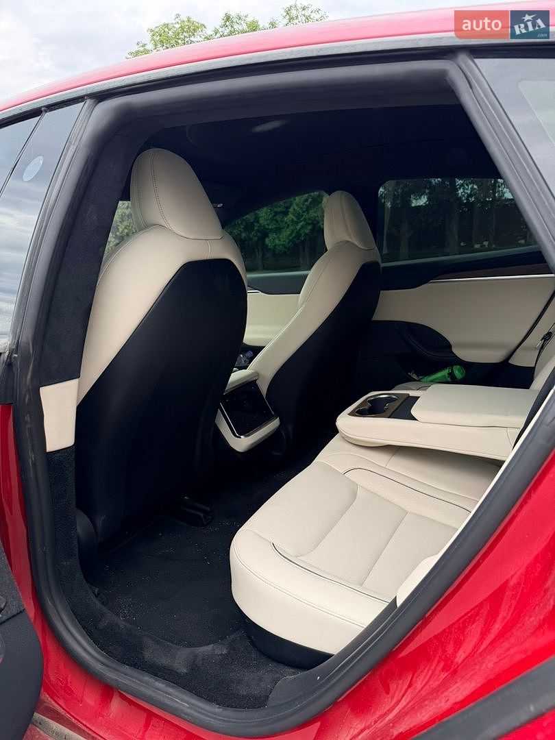 Tesla Model S 2021 VIN 5YJSA1E69MF438547 фото оголошення 25 з 42