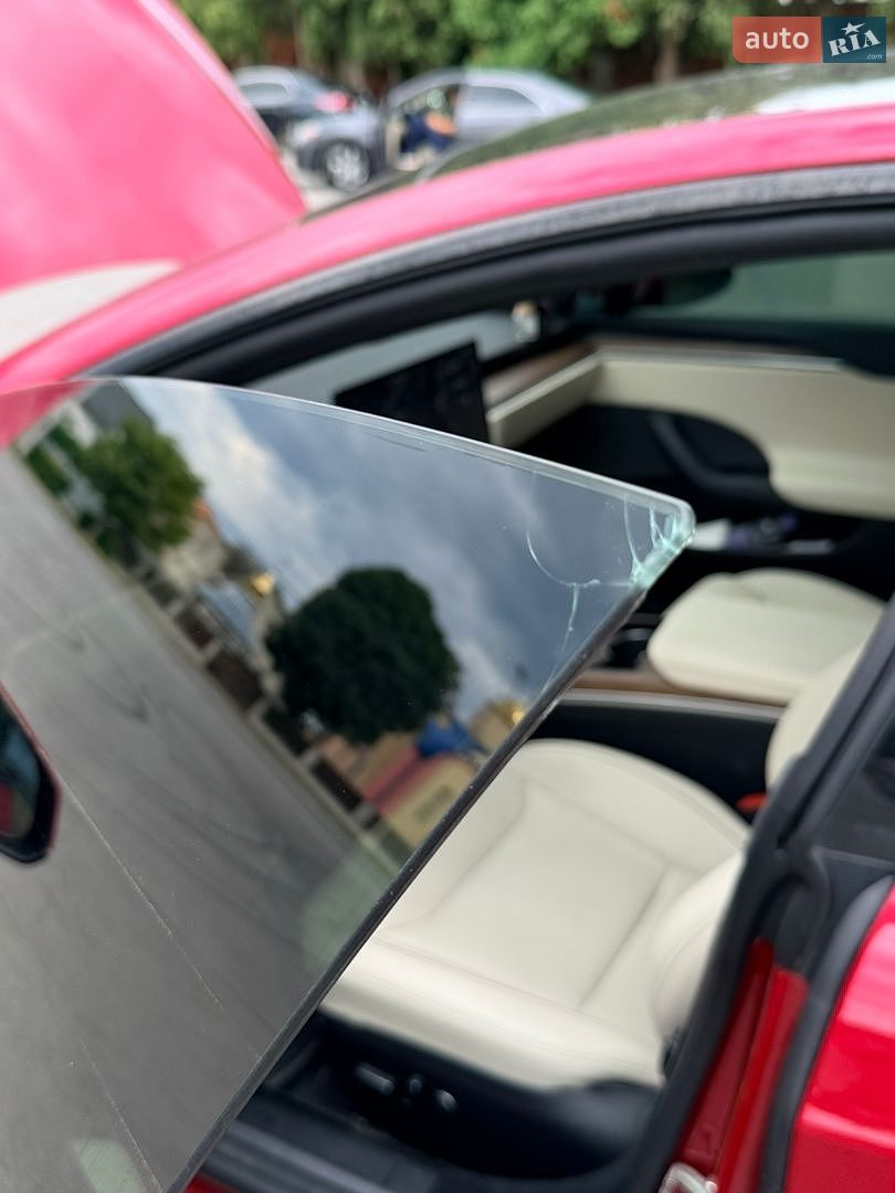 Tesla Model S 2021 VIN 5YJSA1E69MF438547 фото оголошення 40 з 42