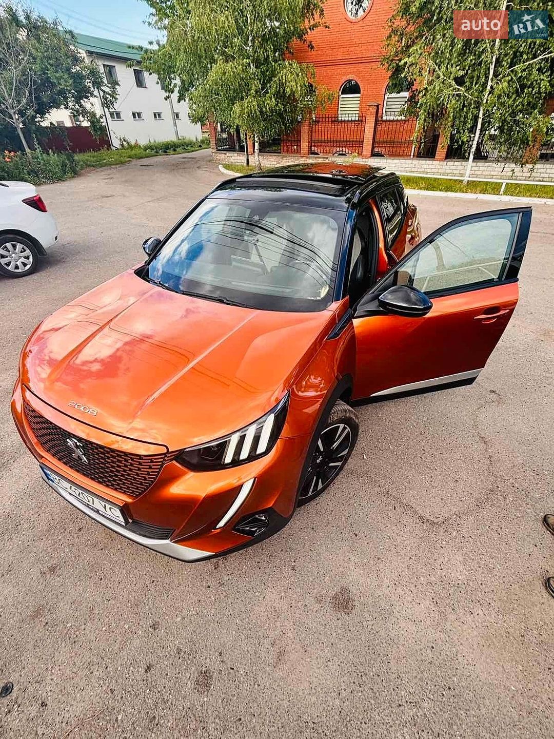 Peugeot e-2008 2020 VIN VR3UKZKXZLJ837609 фото оголошення 5 з 40