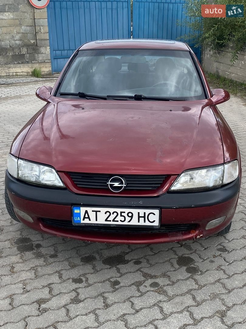 Opel Vectra 1996 VIN W0L000036T1077035 фото оголошення 2 з 16