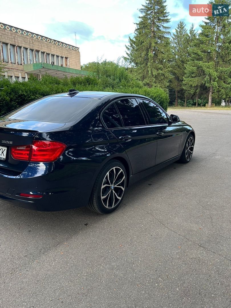 BMW 3 Series 2014 VIN WBA3C1C57FP851260 фото оголошення 8 з 14