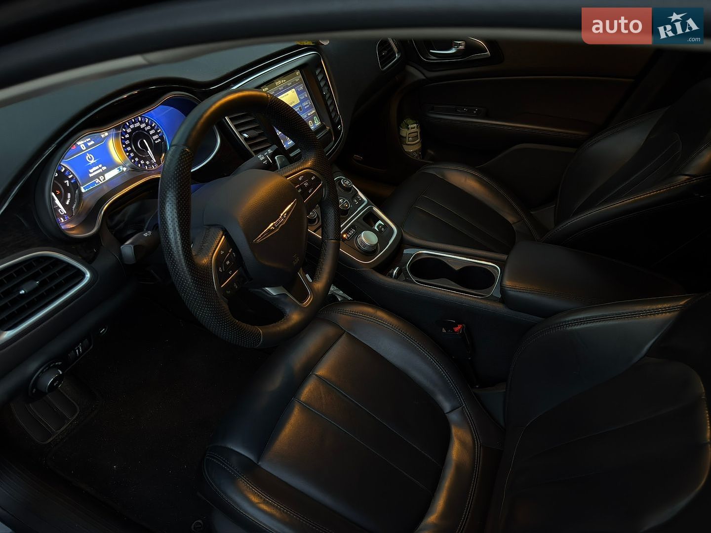 Chrysler 200 2016 VIN 1C3CCCCG5GN186442 фото оголошення 11 з 33