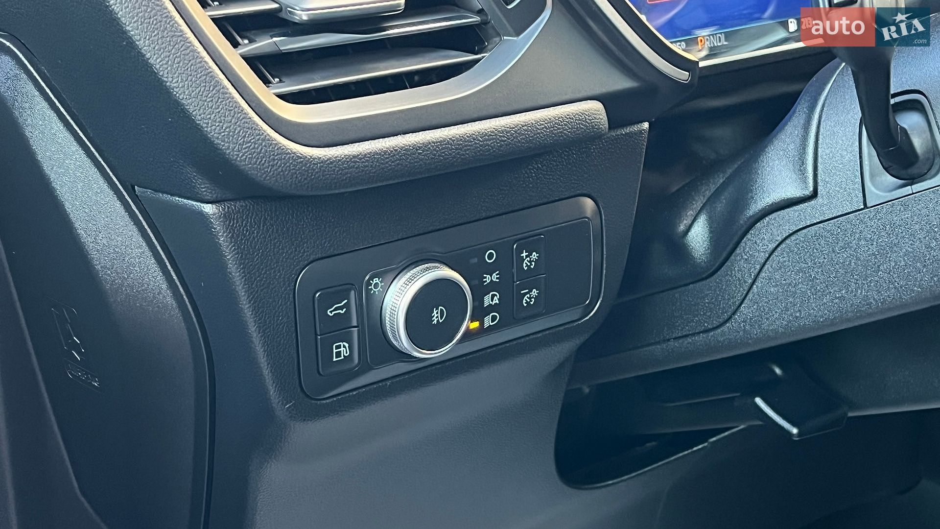 Ford Escape 2021 VIN 1FMCU0CZ9MUA77102 фото оголошення 40 з 52