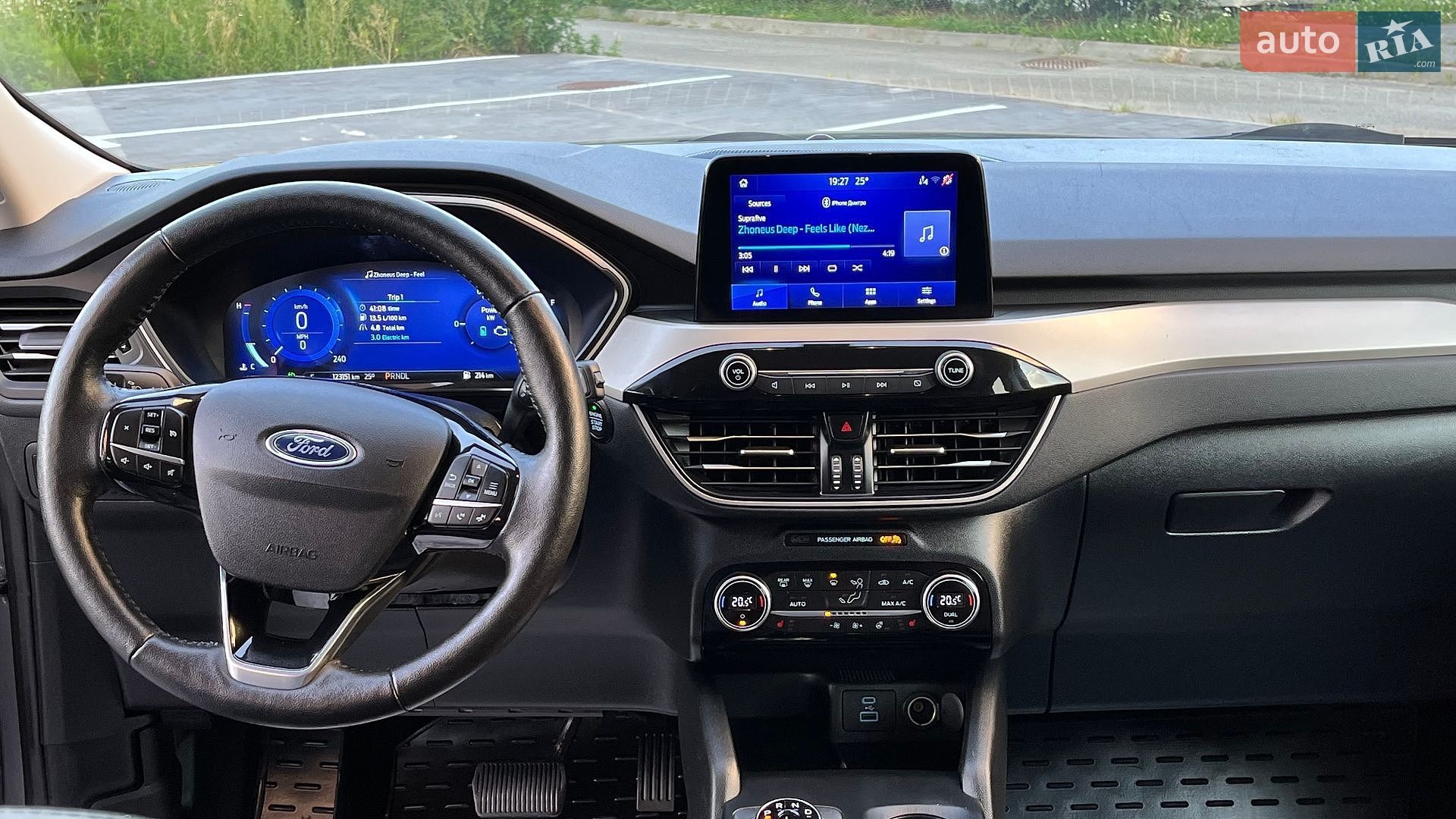 Ford Escape 2021 VIN 1FMCU0CZ9MUA77102 фото оголошення 41 з 52