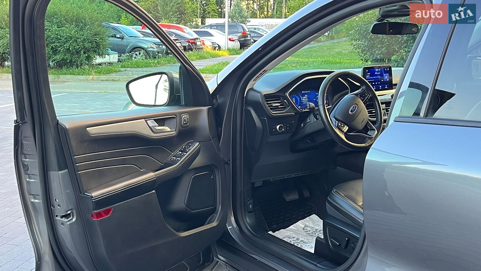 Ford Escape 2021 VIN 1FMCU0CZ9MUA77102 фото оголошення 44 з 52