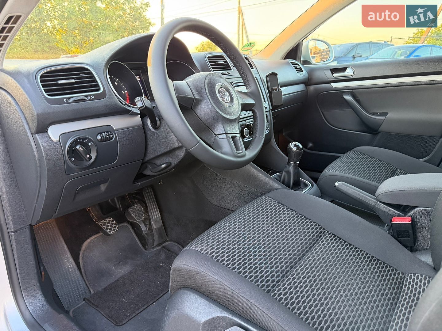 Volkswagen Golf 2012 VIN WVWZZZ1KZDM644367 фото оголошення 56 з 90