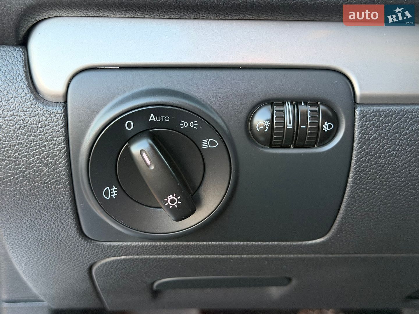 Volkswagen Golf 2012 VIN WVWZZZ1KZDM644367 фото оголошення 57 з 90