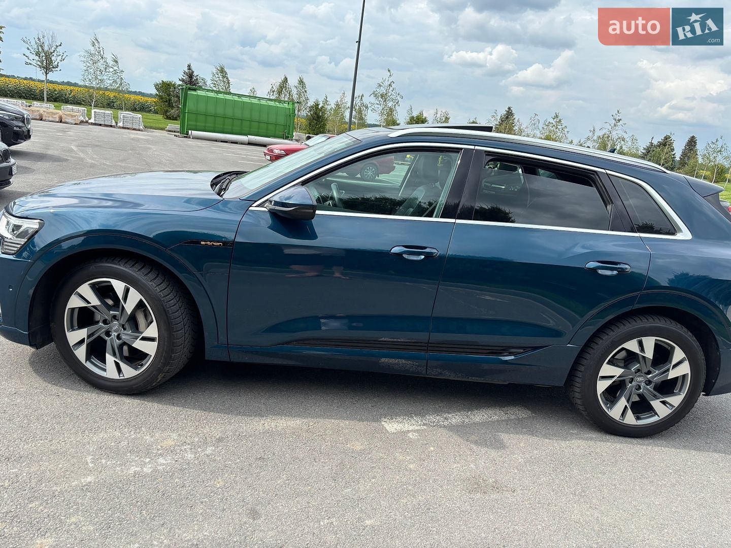 Audi e-tron 2019 VIN WAUZZZGE5LB016512 фото оголошення 89 з 130