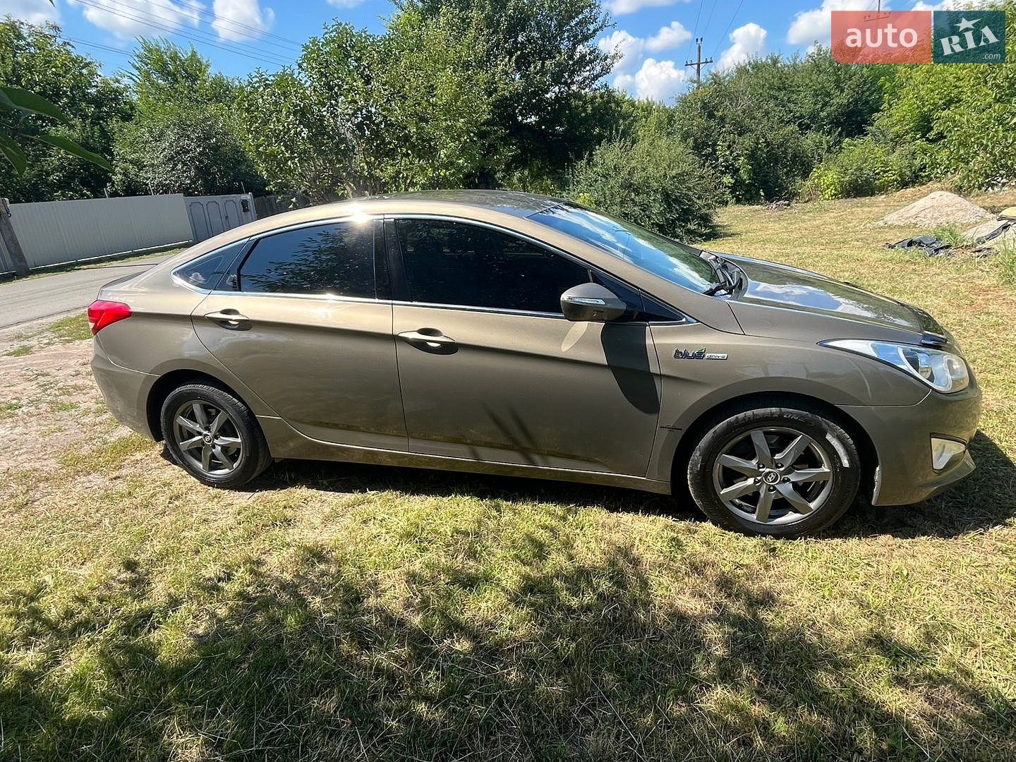 HYUNDAI I40 2012 VIN KMHLB41UACU016954 фото оголошення 4 з 18