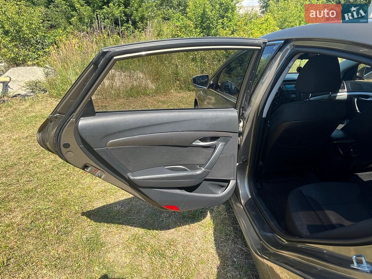 HYUNDAI I40 2012 VIN KMHLB41UACU016954 фото оголошення 8 з 18