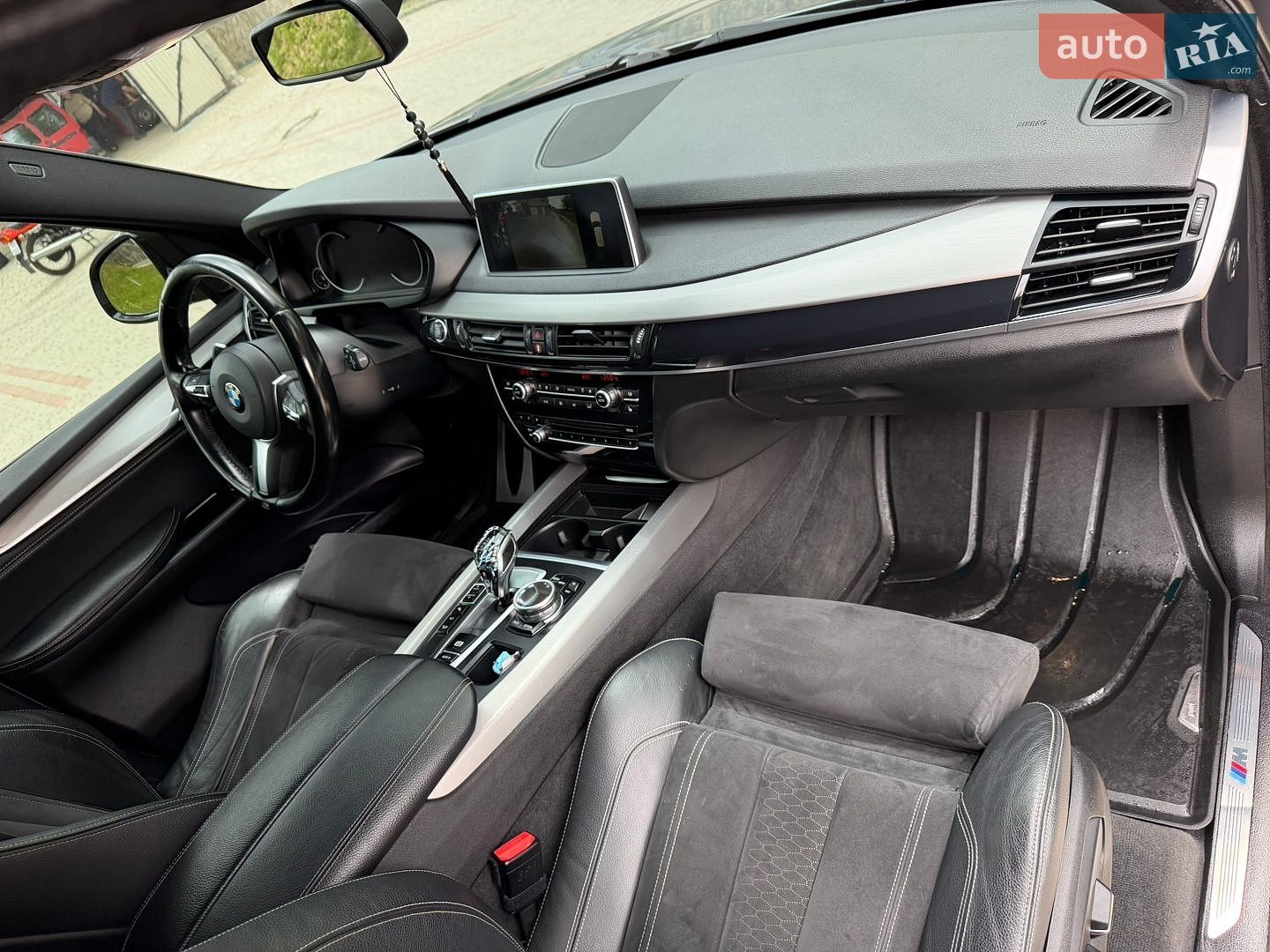 BMW X5 2015 VIN WBAKS410700H70415 фото оголошення 18 з 145