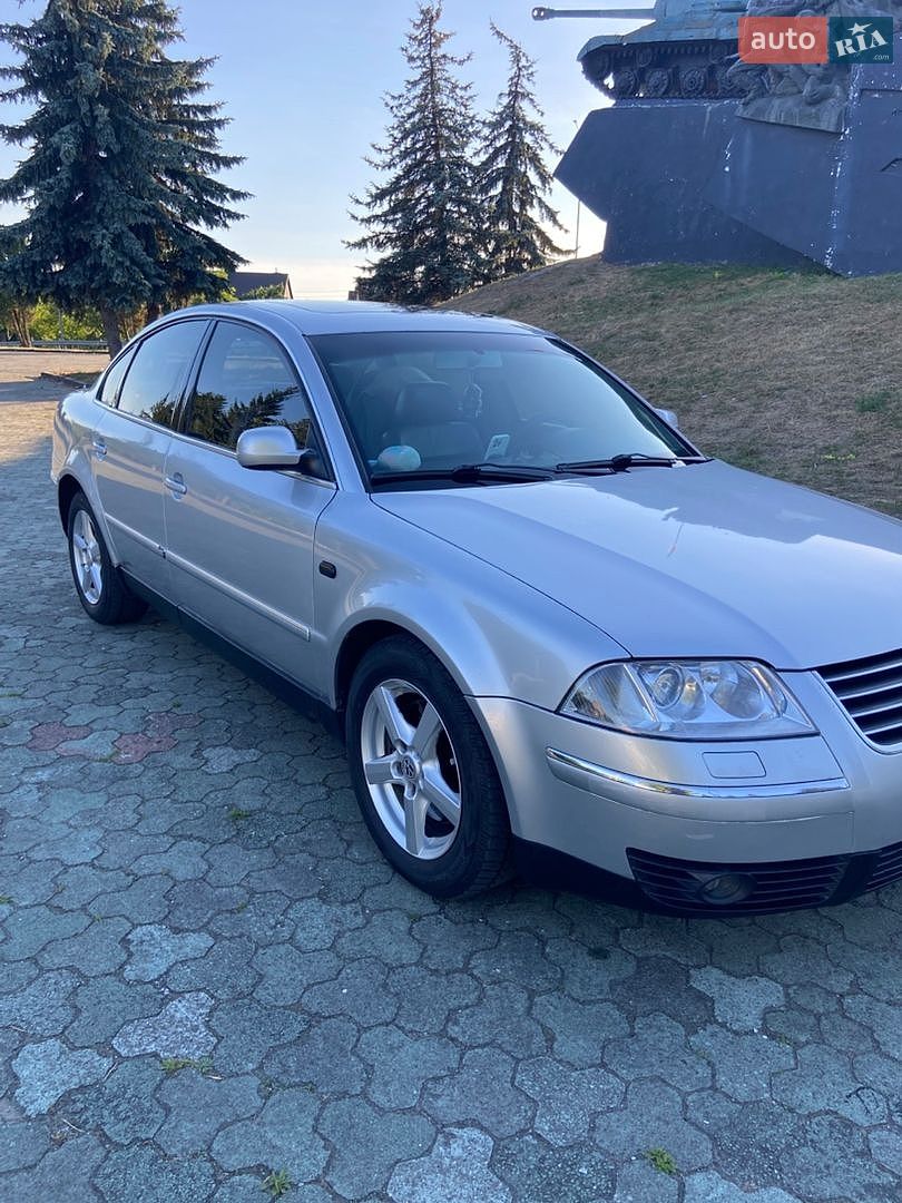 Volkswagen Passat 2001 VIN WVWZZZ3BZ1P101664 фото оголошення 2 з 18