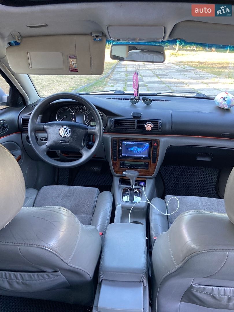 Volkswagen Passat 2001 VIN WVWZZZ3BZ1P101664 фото оголошення 17 з 18