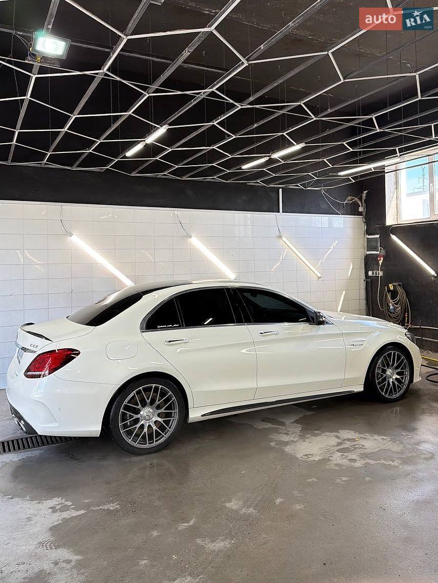Mercedes-Benz C-Class 2019 VIN WDDWF8GBXKR482740 фото оголошення 6 з 26