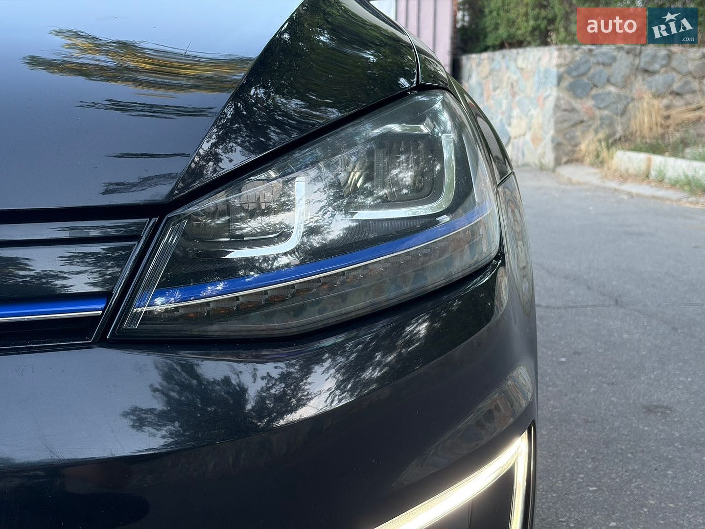 Volkswagen e-Golf 2015 VIN WVWZZZAUZFW901517 фото оголошення 11 з 23