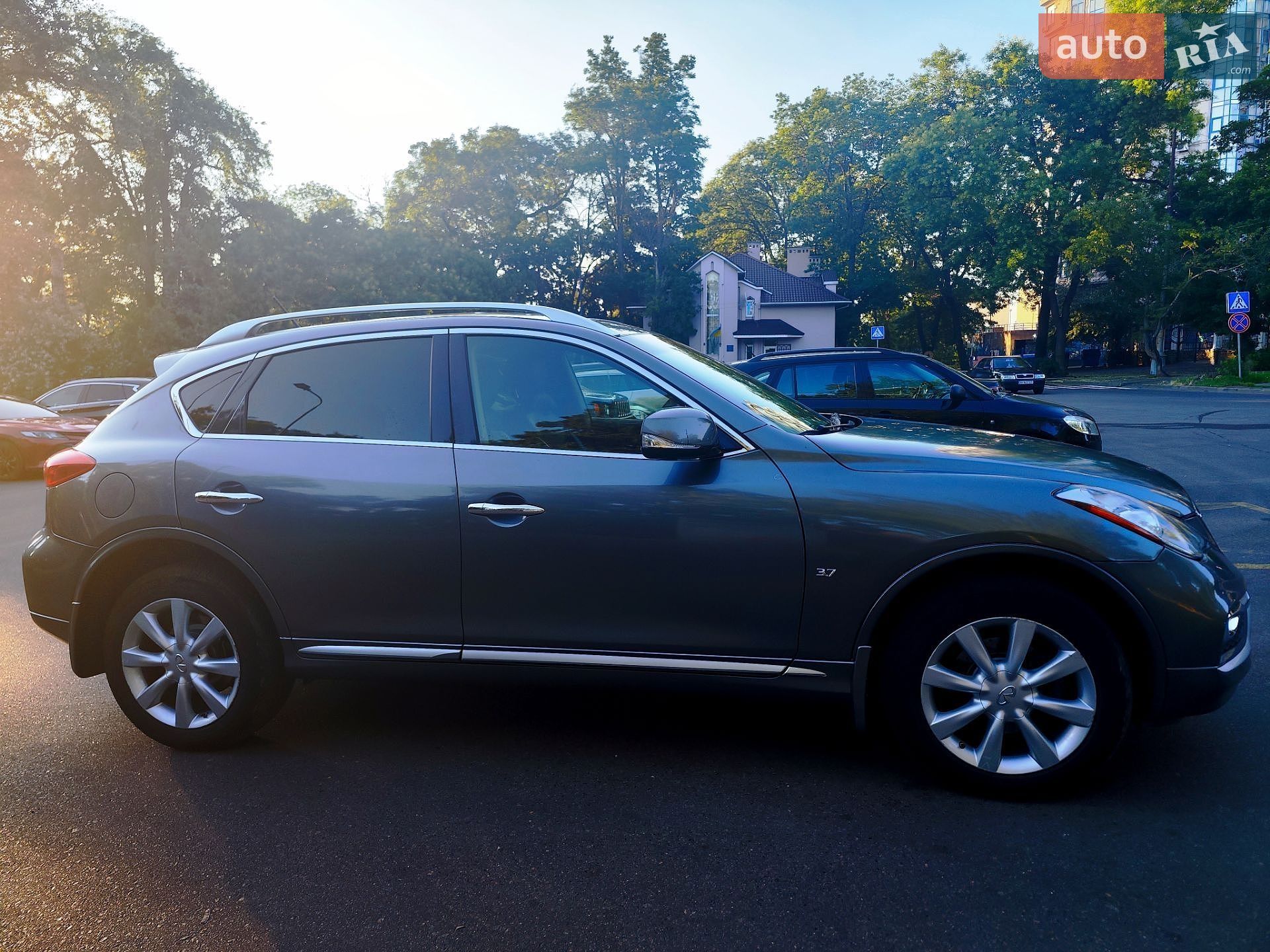 Infiniti QX50 2015 VIN JN1BJ0RR5GM264215 фото оголошення 9 з 33
