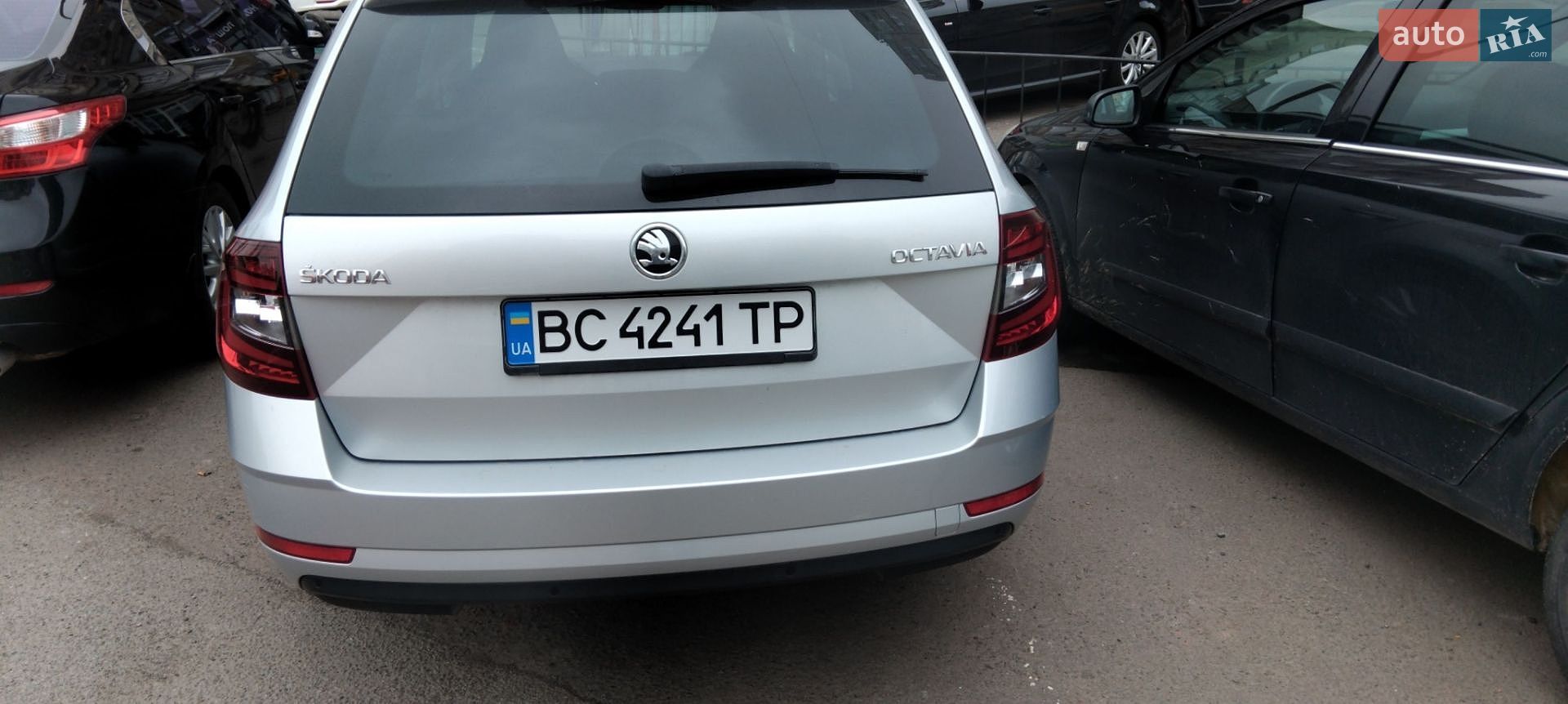 Skoda Octavia 2019 VIN TMBJG7NE7K0200258 фото оголошення 3 з 8