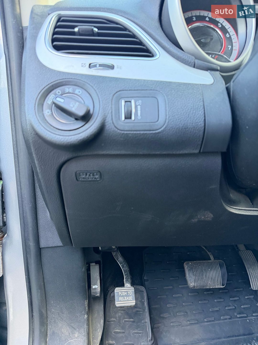 Dodge Journey 2019 VIN 3C4PDDEG4KT732699 фото оголошення 11 з 26