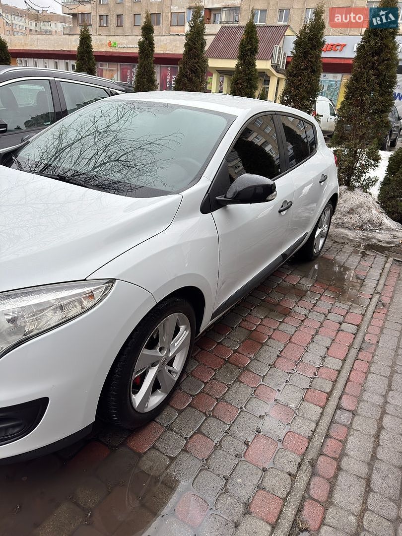 Renault Megane 2012 VIN VF1BZ1A0747621722 фото оголошення 2 з 5
