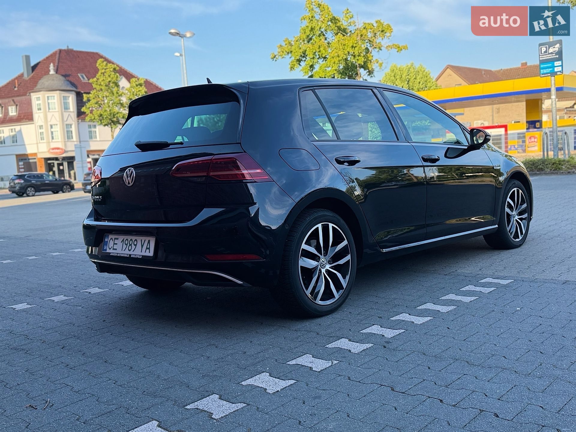 Volkswagen e-Golf 2019 VIN WVWZZZAUZK8913671 фото оголошення 8 з 26