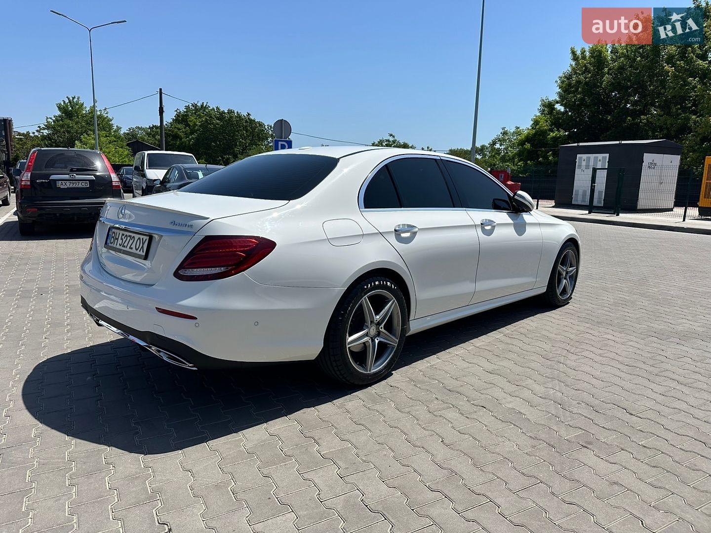 Mercedes-Benz E-Class 2017 VIN WDDZF4KB4HA216862 фото оголошення 7 з 23