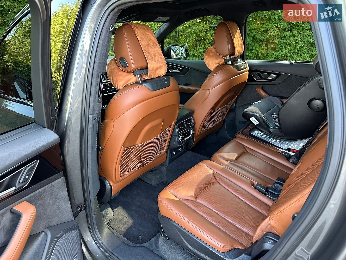 Audi Q7 2018 VIN WA1VABF79JD053285 фото оголошення 16 з 41