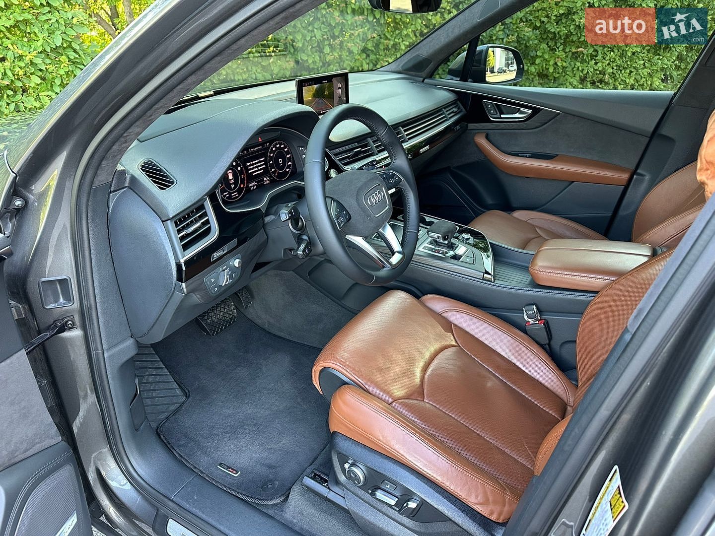 Audi Q7 2018 VIN WA1VABF79JD053285 фото оголошення 23 з 41