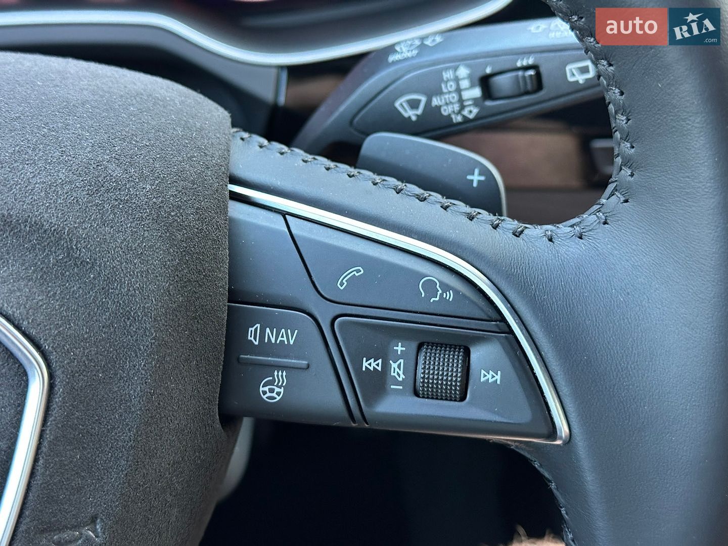 Audi Q7 2018 VIN WA1VABF79JD053285 фото оголошення 34 з 41