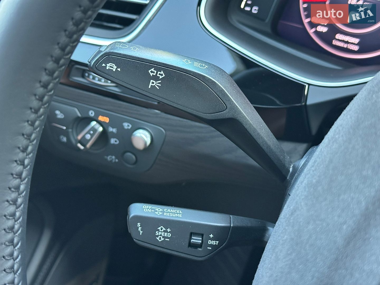Audi Q7 2018 VIN WA1VABF79JD053285 фото оголошення 36 з 41