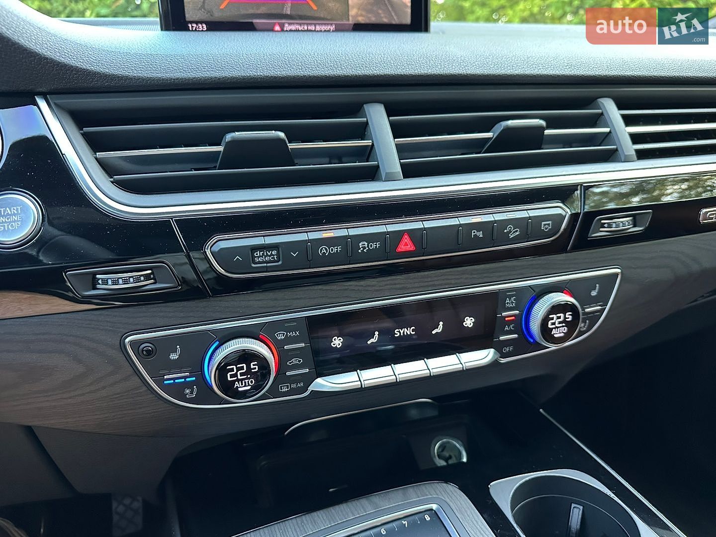 Audi Q7 2018 VIN WA1VABF79JD053285 фото оголошення 38 з 41