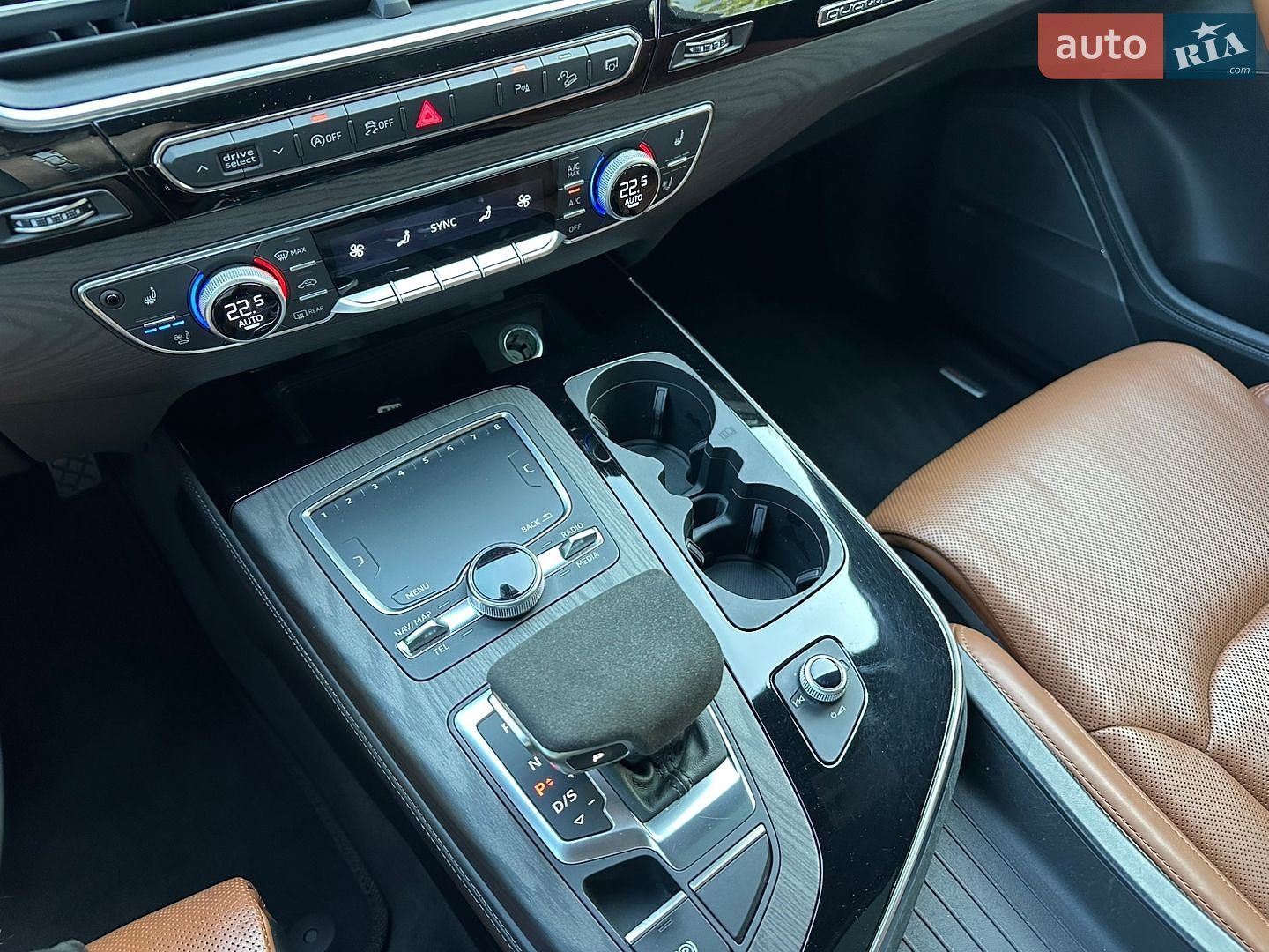 Audi Q7 2018 VIN WA1VABF79JD053285 фото оголошення 39 з 41