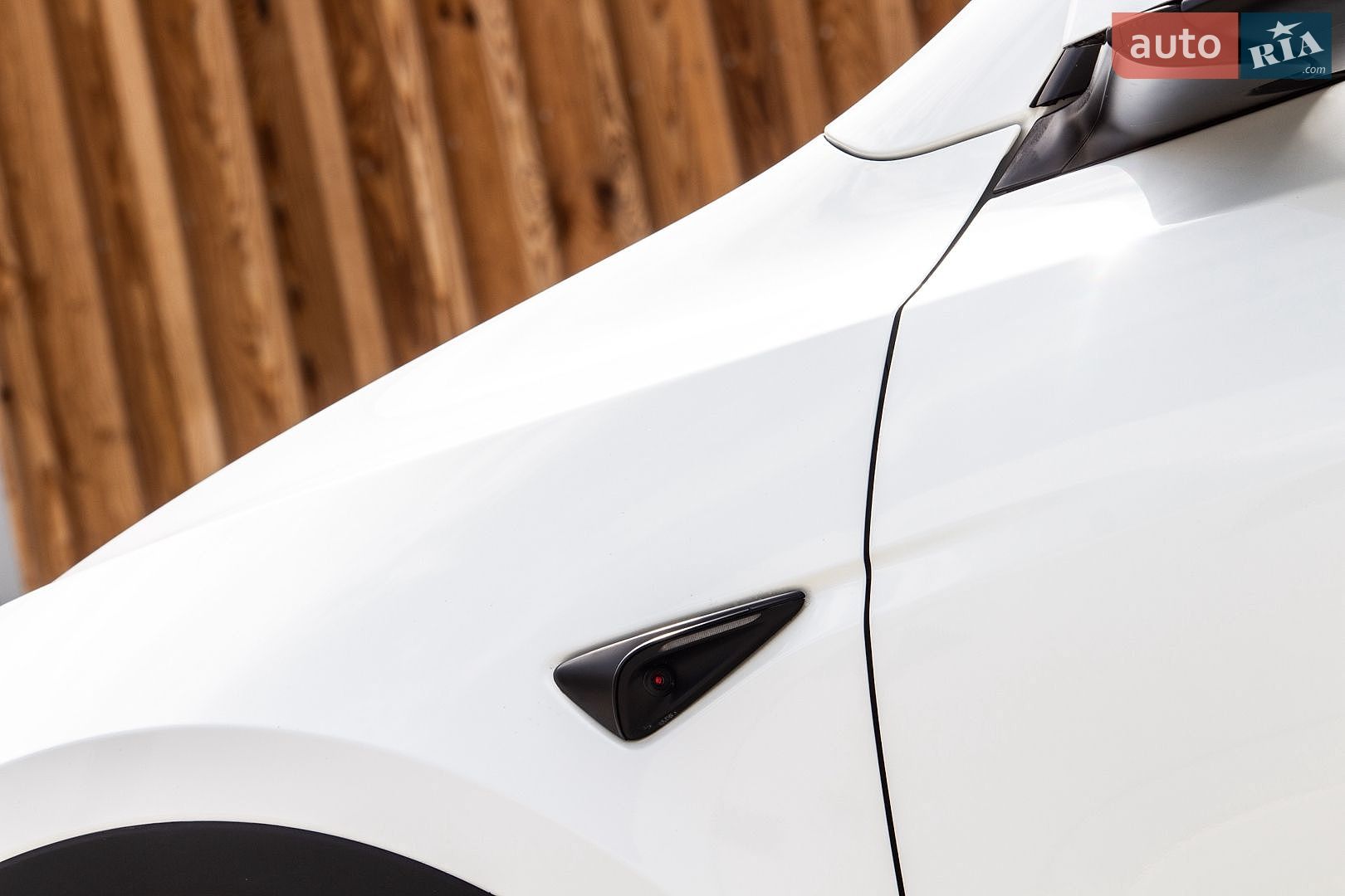 Tesla Model Y 2024 VIN 7SAYGDED6RF098213 фото оголошення 24 з 67