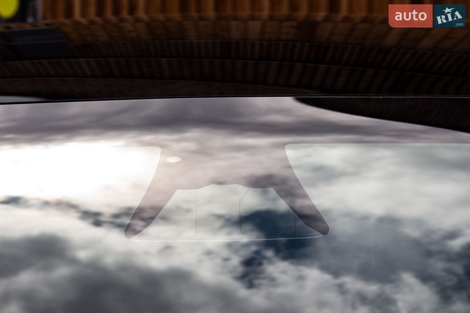 Tesla Model Y 2024 VIN 7SAYGDED6RF098213 фото оголошення 28 з 67