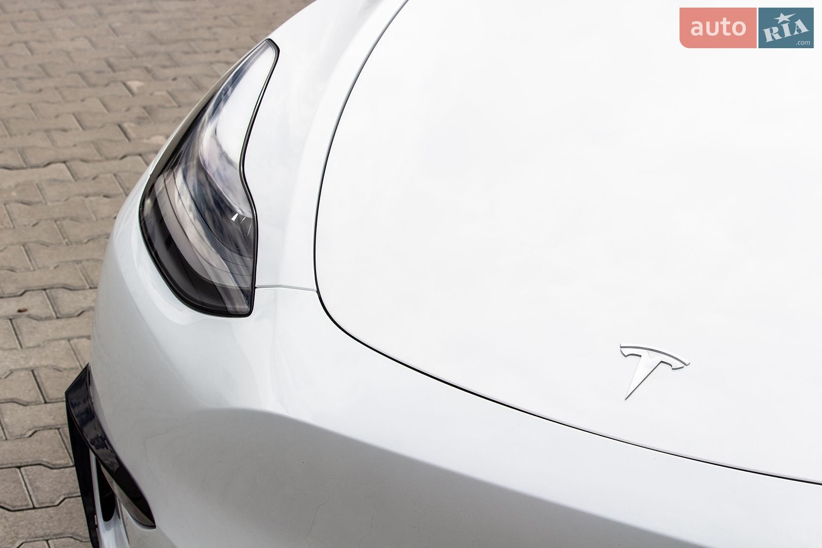 Tesla Model Y 2024 VIN 7SAYGDED6RF098213 фото оголошення 29 з 67