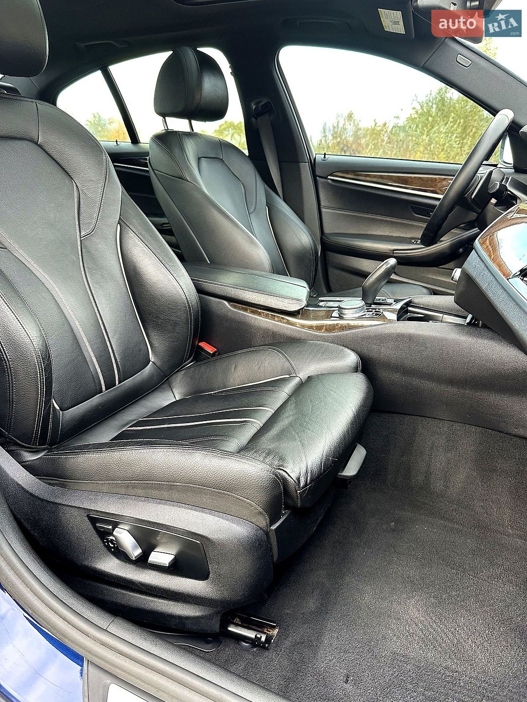 BMW 5 Series 2017 VIN WBAJA5C39HG894312 фото оголошення 21 з 34