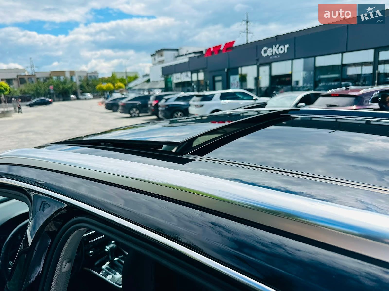 Audi Q5 2013 VIN WA1LFAFP3DA050066 фото оголошення 33 з 121