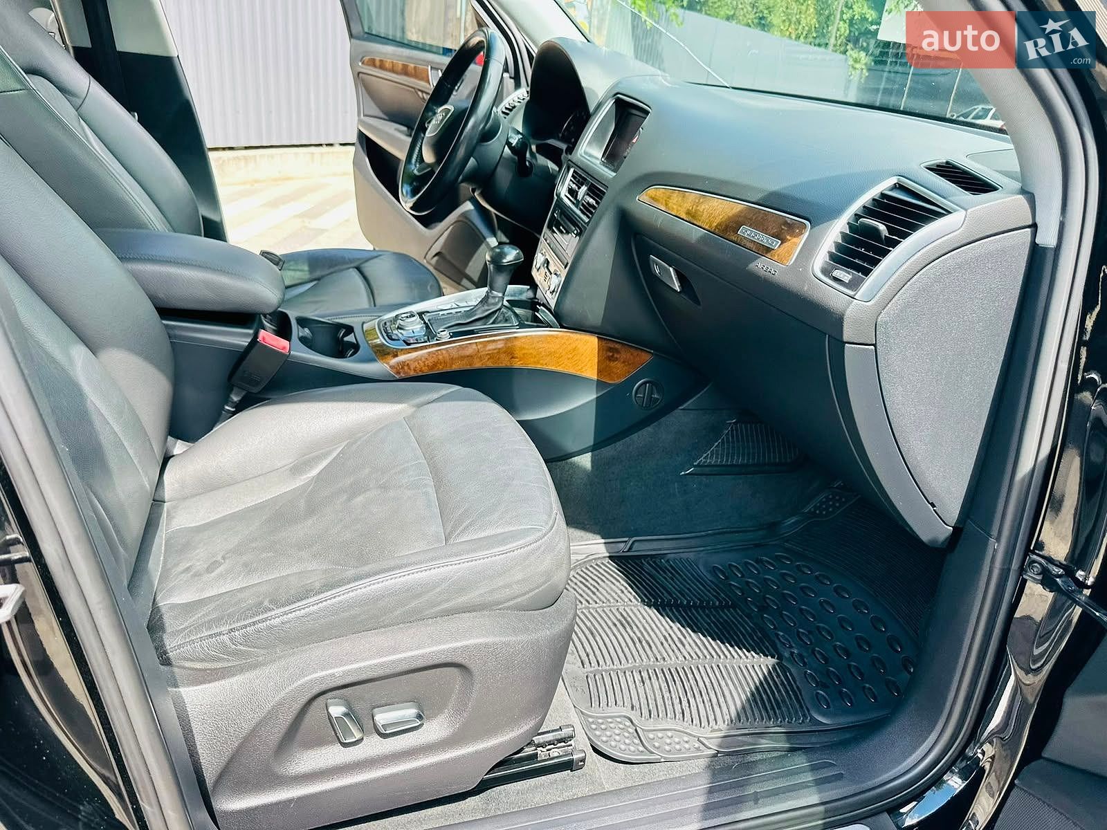 Audi Q5 2013 VIN WA1LFAFP3DA050066 фото оголошення 41 з 121