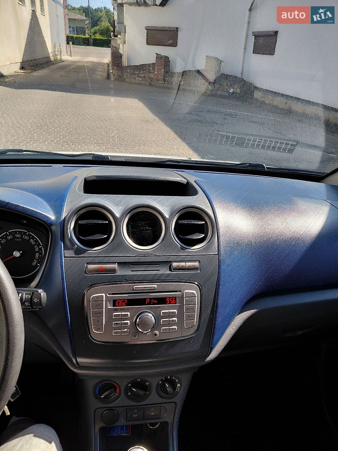Ford Transit Connect 2010 VIN WF0UXXTTPUAJ34077 фото оголошення 13 з 17
