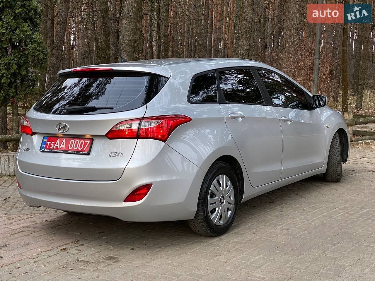 Hyundai i30 2017 VIN TMAD281UAHJ145352 фото оголошення 14 з 19