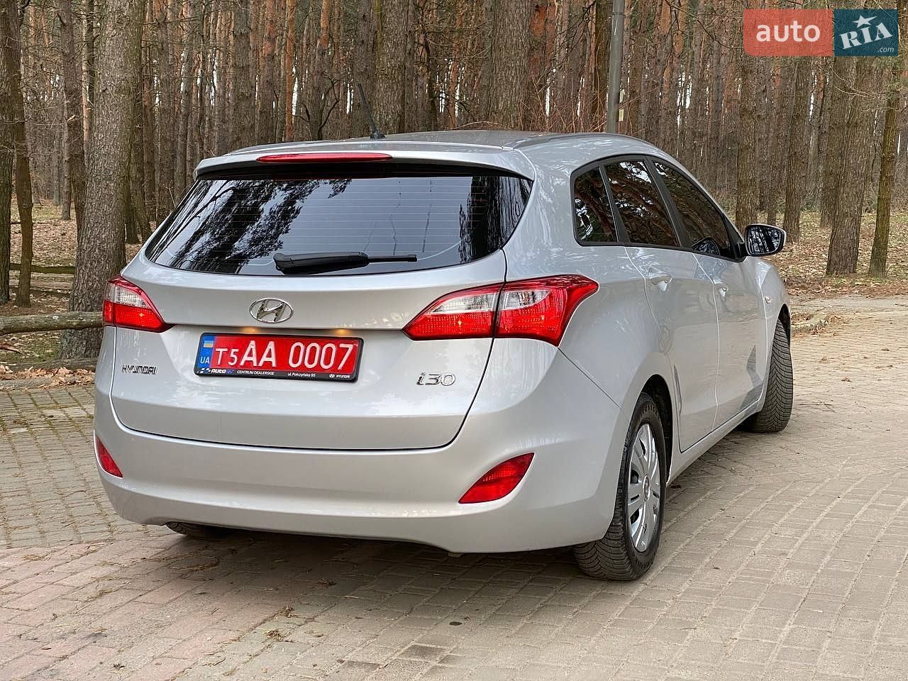 Hyundai i30 2017 VIN TMAD281UAHJ145352 фото оголошення 8 з 19