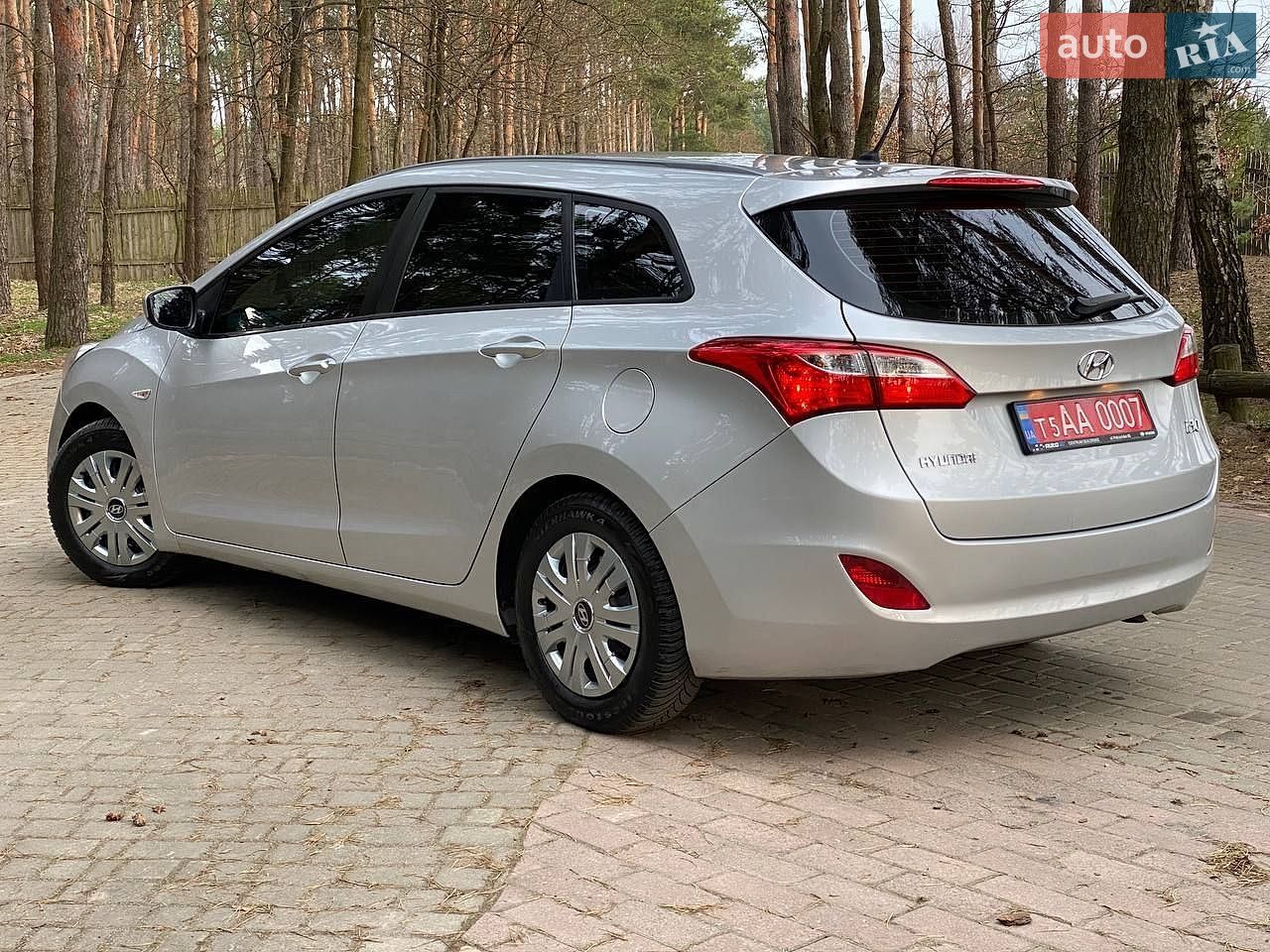 Hyundai i30 2017 VIN TMAD281UAHJ145352 фото оголошення 9 з 19