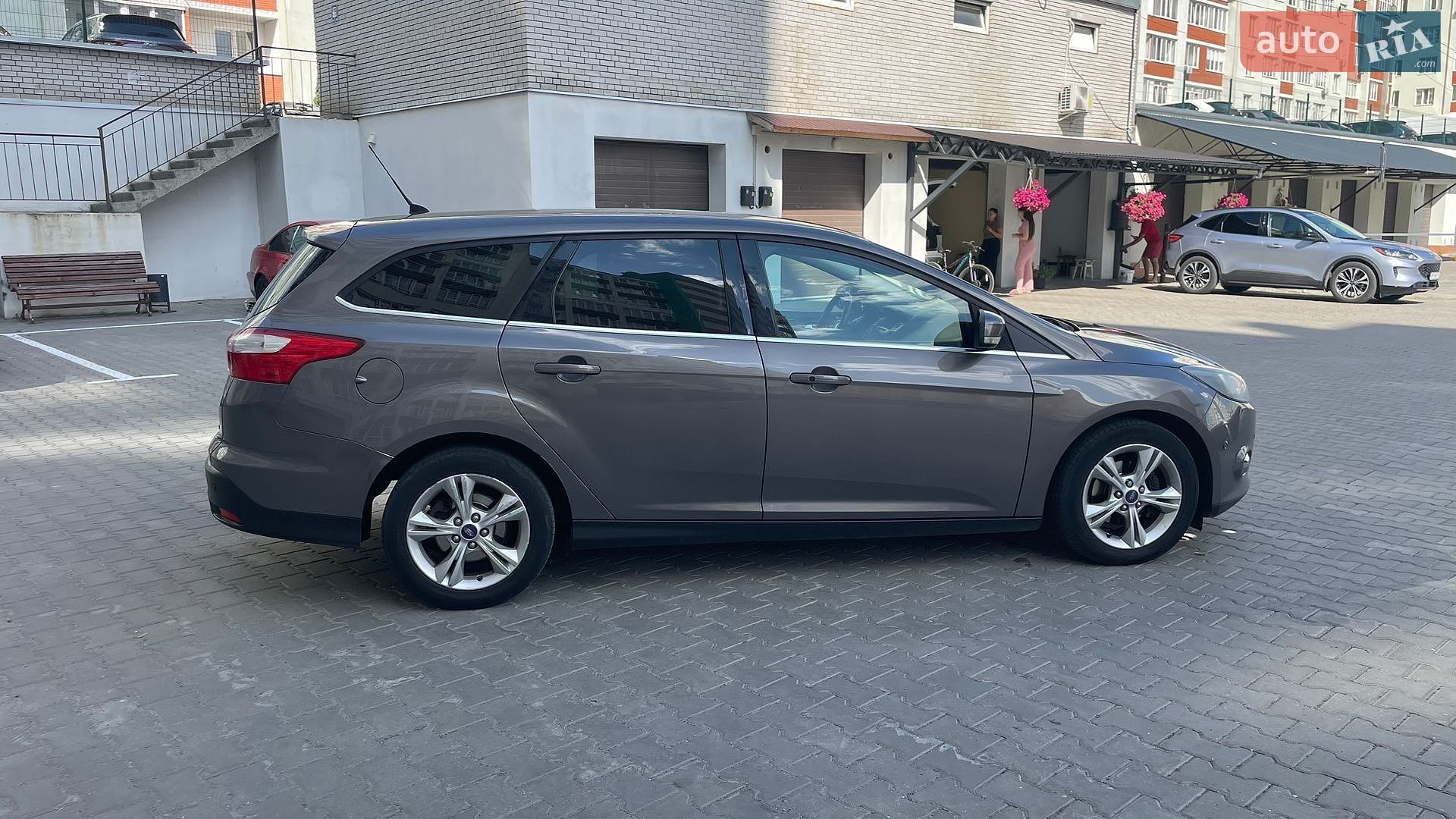 Ford Focus 2013 VIN WF0LXXGCBLDR01917 фото оголошення 6 з 19