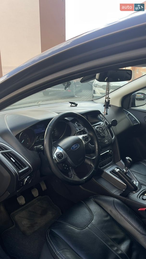 Ford Focus 2013 VIN WF0LXXGCBLDR01917 фото оголошення 9 з 19