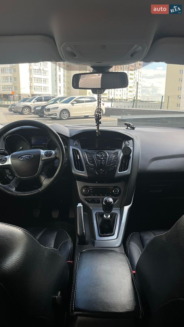 Ford Focus 2013 VIN WF0LXXGCBLDR01917 фото оголошення 10 з 19