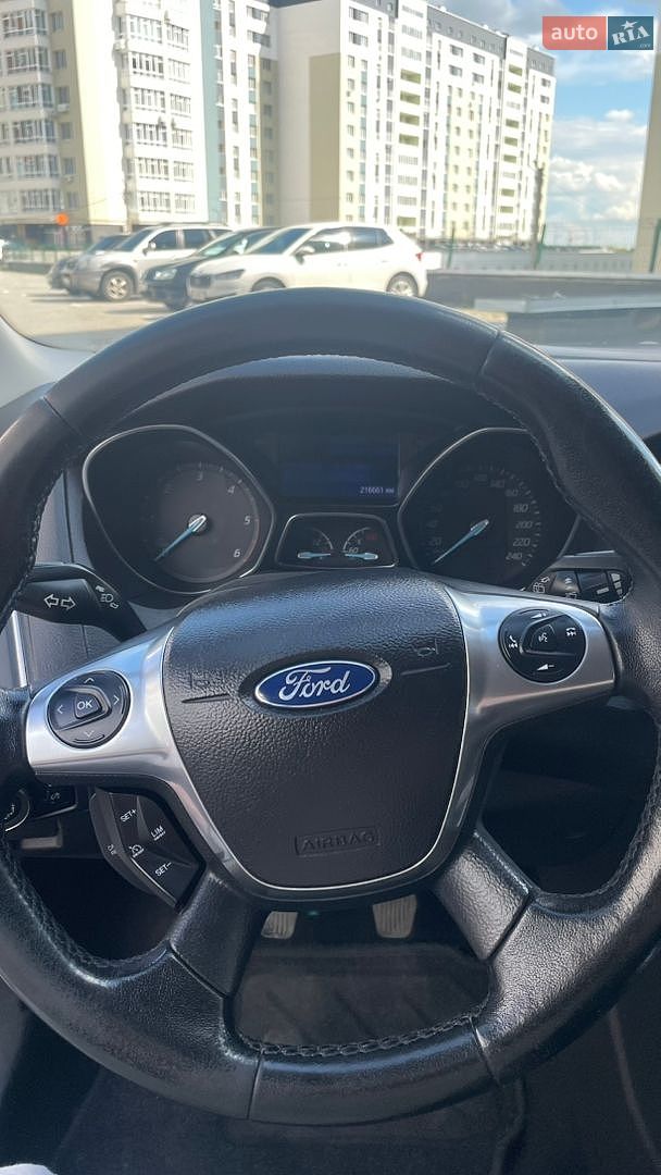Ford Focus 2013 VIN WF0LXXGCBLDR01917 фото оголошення 13 з 19