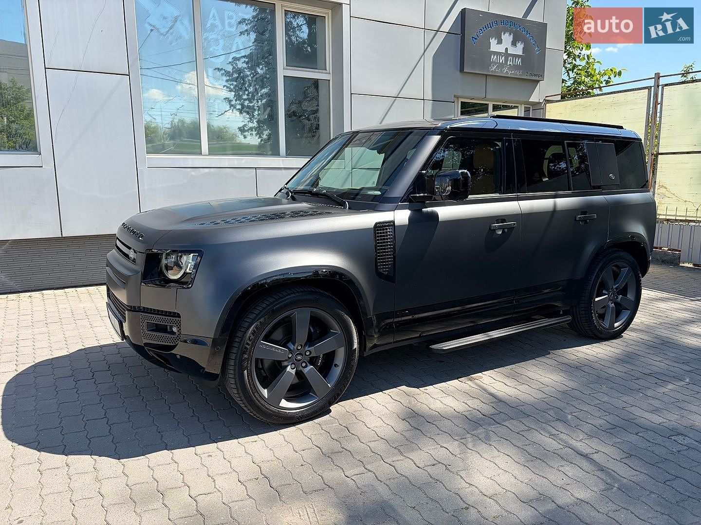 Land Rover Defender 2024 VIN SALEA7BE7R2317806 фото оголошення 6 з 52