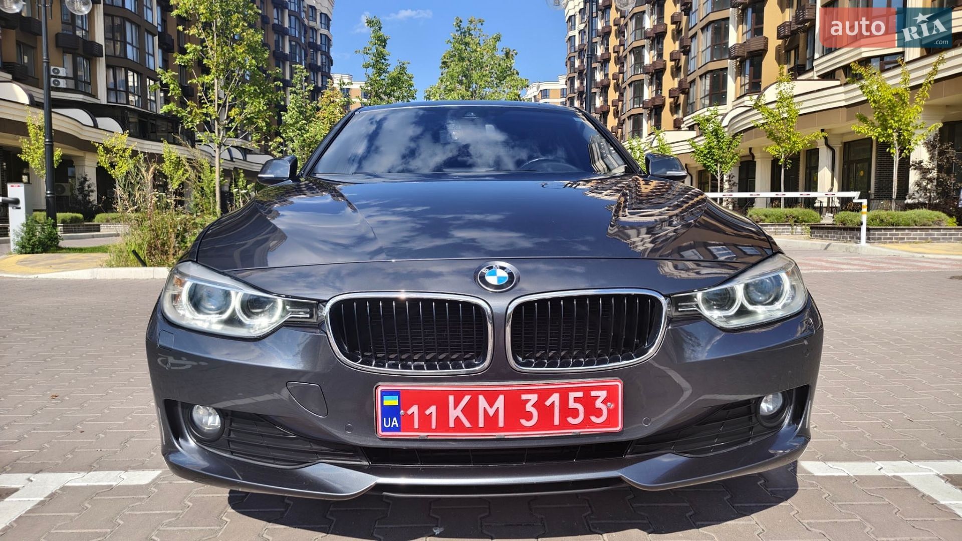 BMW 3 Series 2013 VIN WBA3D3102EF893677 фото оголошення 2 з 86