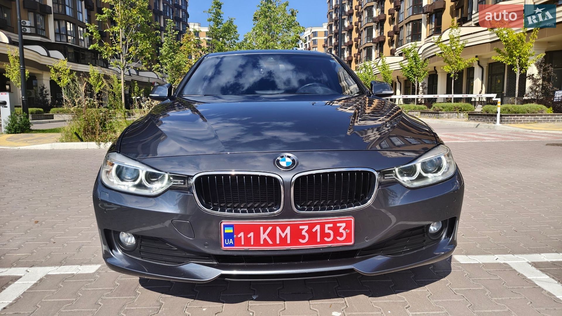 BMW 3 Series 2013 VIN WBA3D3102EF893677 фото оголошення 4 з 86