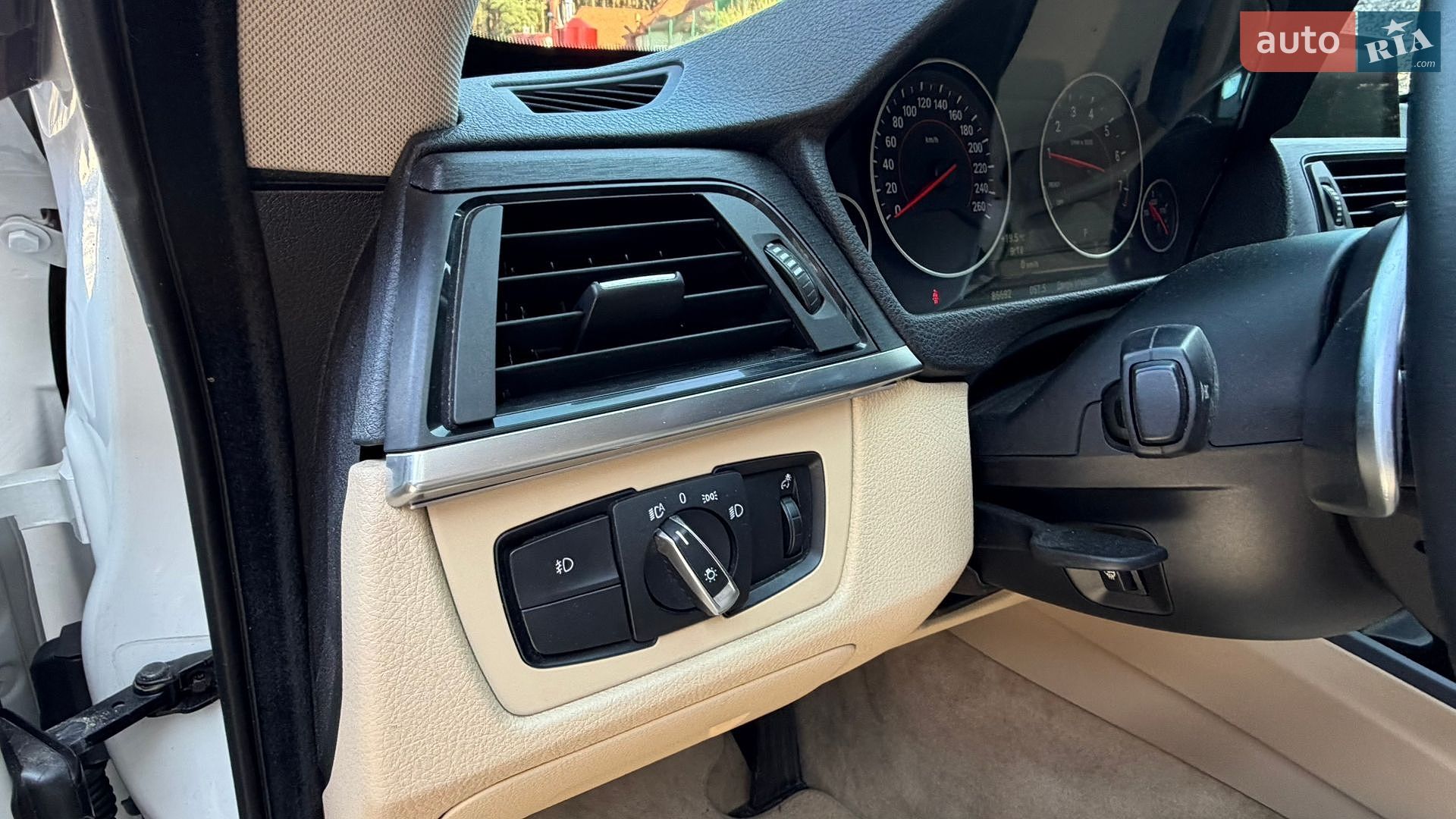 BMW 3 Series GT 2013 VIN WBA3X5C5XED243373 фото оголошення 15 з 34