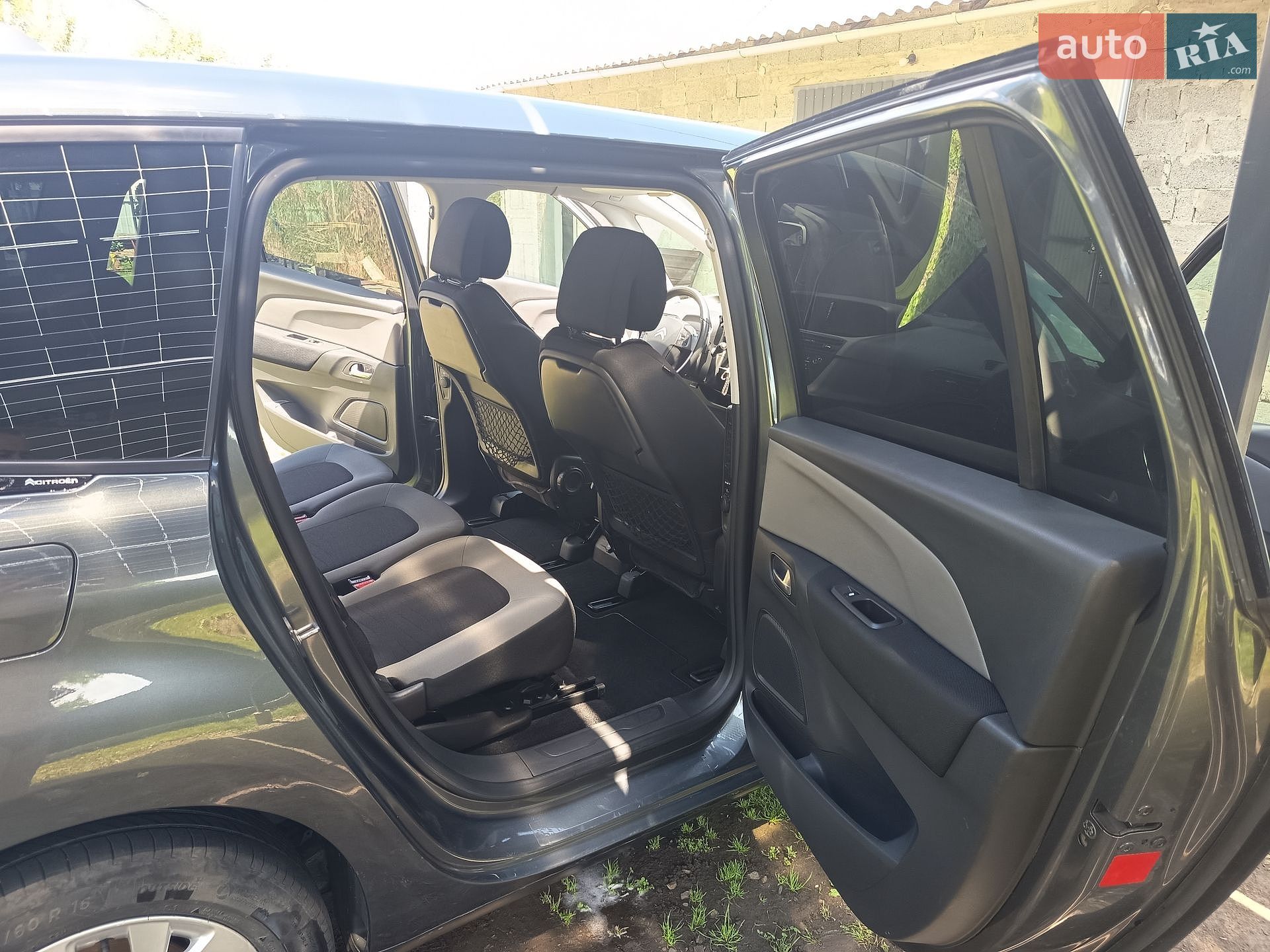 Citroen Grand C4 Picasso 2015 VIN VF73A9HC8FJ609764 фото оголошення 6 з 37